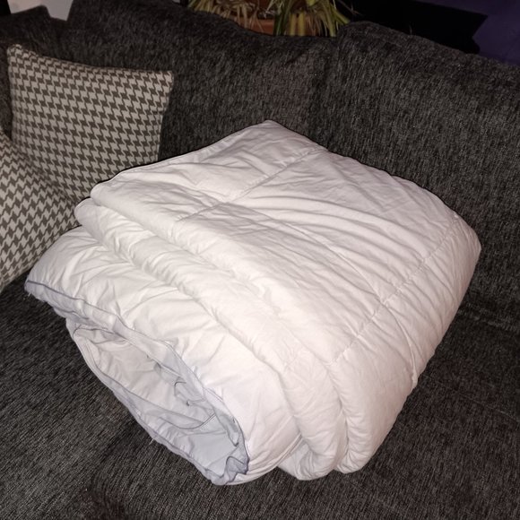 White Queen Duvet Insert - Microgel Filling! - Picture 1 of 1